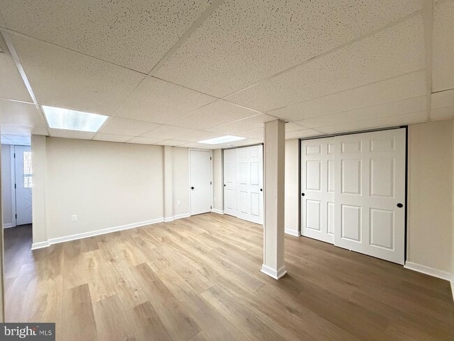 Building Photo - 203 Jonathan Dr