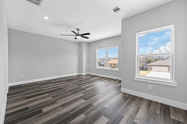 Building Photo - 7517 Hezekiah Ln