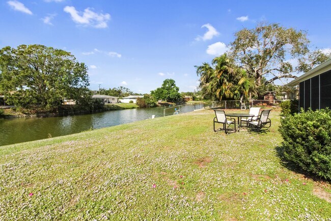 Building Photo - Venice Gardens Seasonal Home for Rent