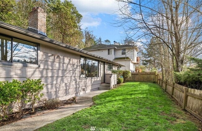 Building Photo - 5640 23rd Ave SW