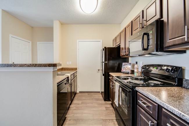 Building Photo - Southgate Glen