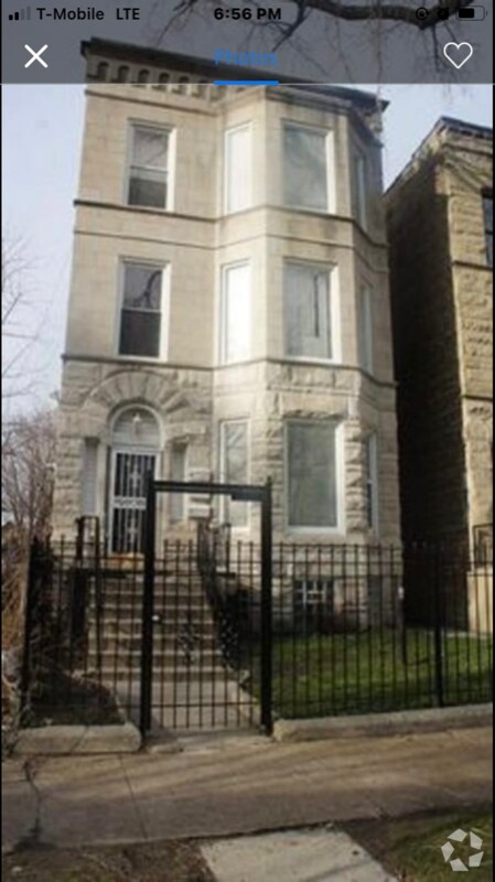 Building Photo - 650 W 61st St