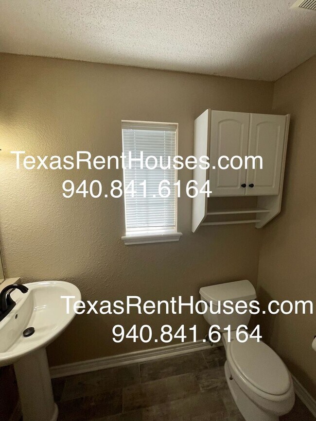 Building Photo - Spacious 3-Bedroom Home for Rent in Wichita Falls – Ideal Location!