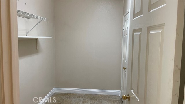 Building Photo - 6562 Emerald Downs St