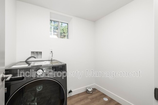 Building Photo - 7173 S 2985 E