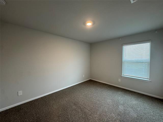 Building Photo - 7948 Oaktown Dr