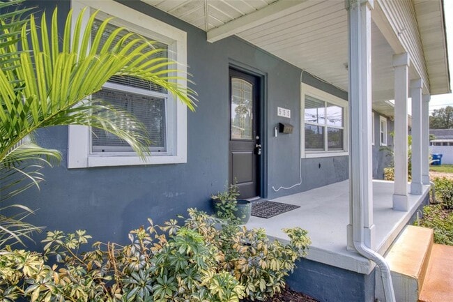 Building Photo - 555 54th St N