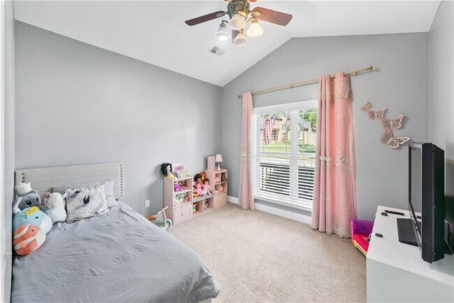 Building Photo - 52 Thomas Pl Dr