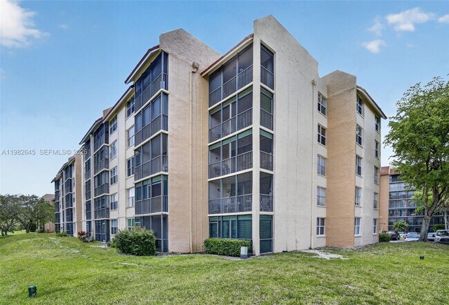Building Photo - 3751 Environ Blvd