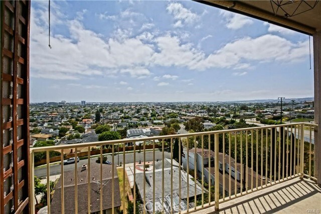 Building Photo - 1108 Camino Real