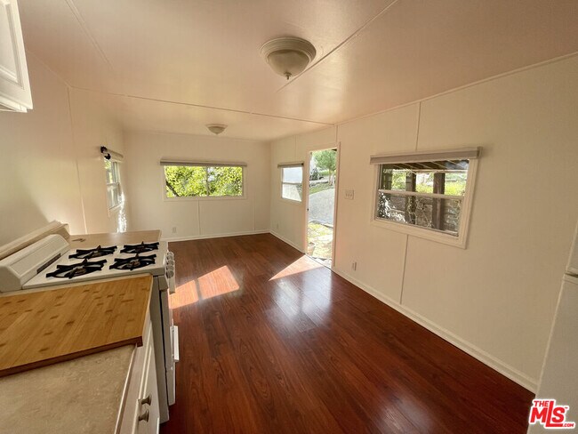 Building Photo - 22500 Monte Vista Dr