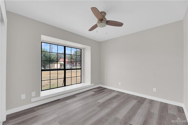 Building Photo - 26 Tiquisate Ave