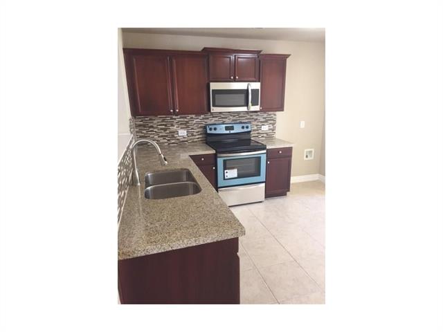 Building Photo - 6812 Valleycreek Dr