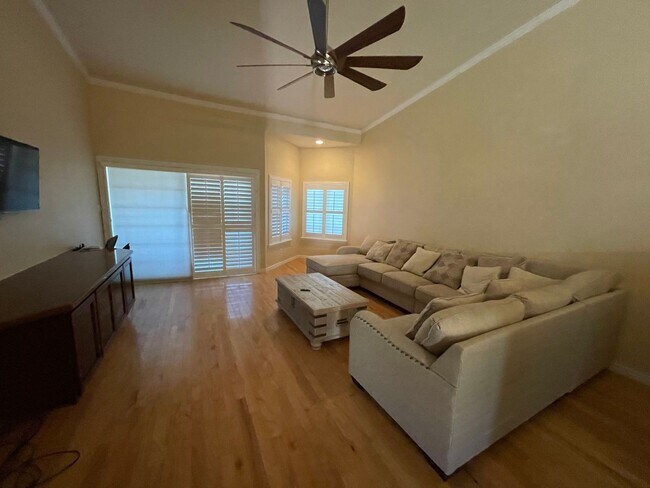 Building Photo - OFFERED FURNISHED OR UNFURNISHED - With view of the Yuma valley!