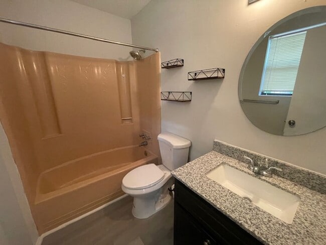 Building Photo - 3849 Ivy Ct