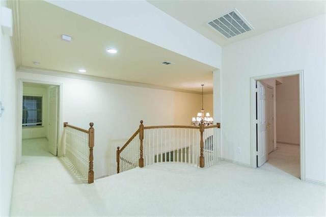 Building Photo - 5717 Sweetbriar Dr