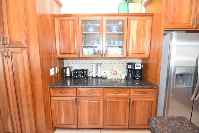 Building Photo - 24 Central Ave