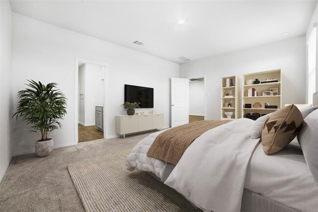 Building Photo - 105 Escala Wy