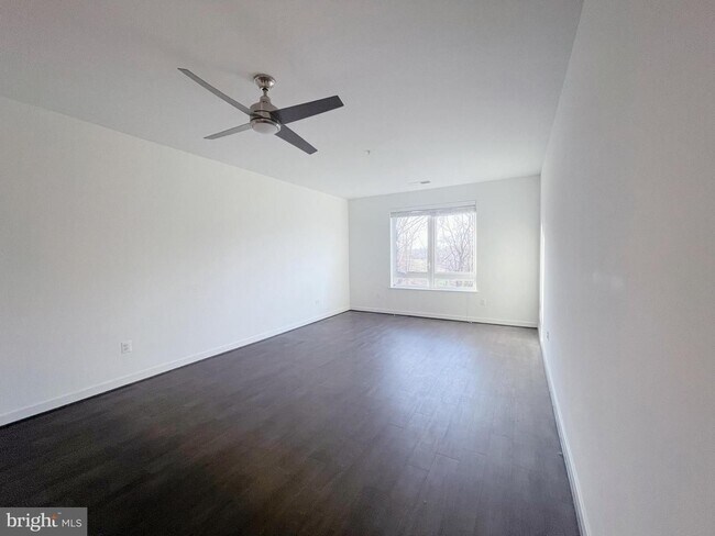 Building Photo - Luxurious Fairfax City 2 bed Condo