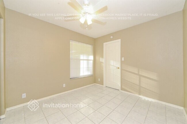 Building Photo - 2213 Boxwood Way