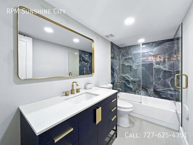 Building Photo - 400 64th Ave