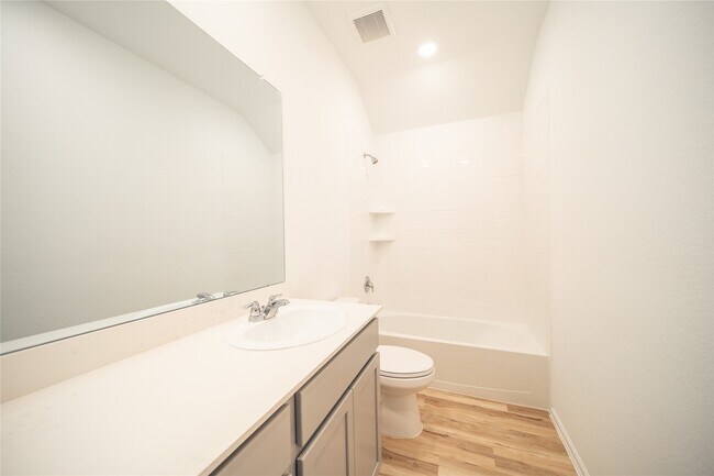 Building Photo - 2615 Olivine Stone Dr