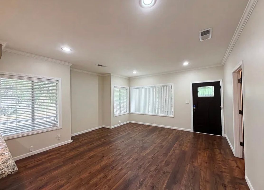 Building Photo - 231 22nd St