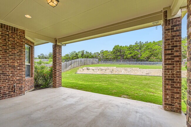 Building Photo - 12383 Mesa Verde Dr
