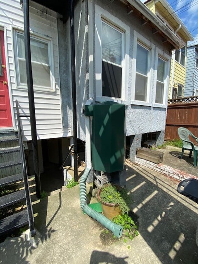 Building Photo - 0929-Castle