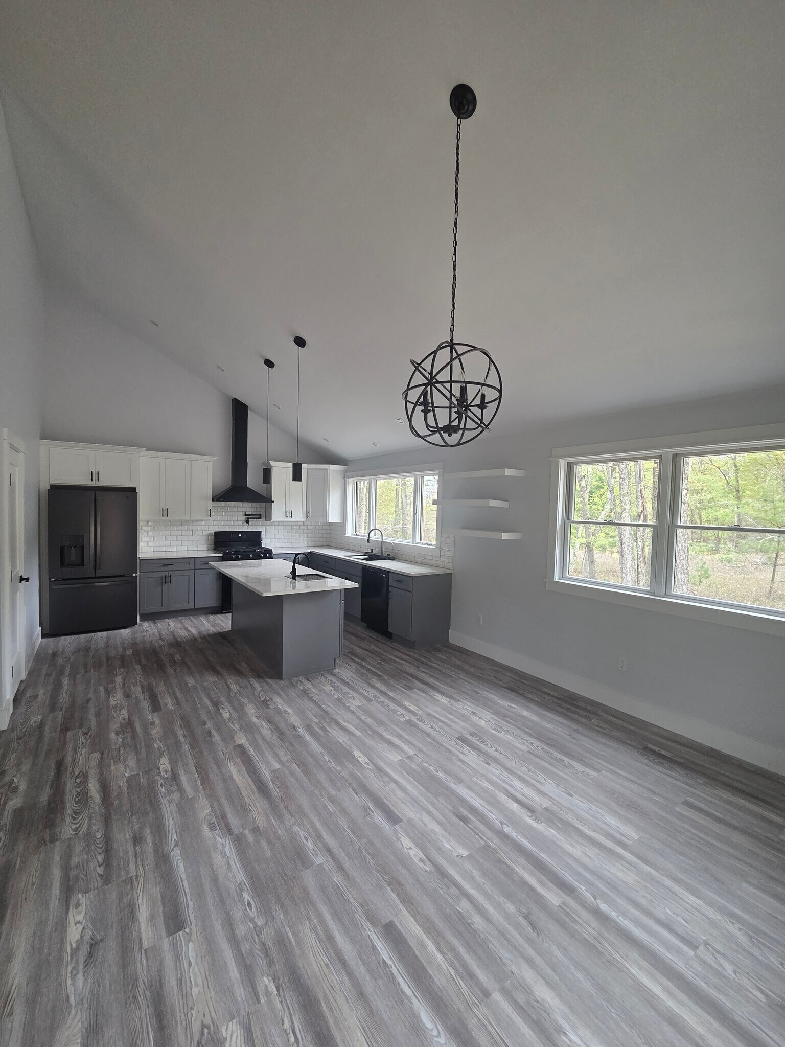 Building Photo - 399 Stony Mountain Rd