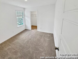 Building Photo - 863 Bluegrass Pt