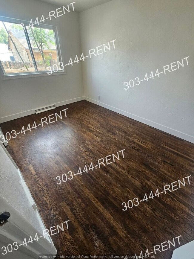 Building Photo - NICE - 2 bedroom 1 bathroom