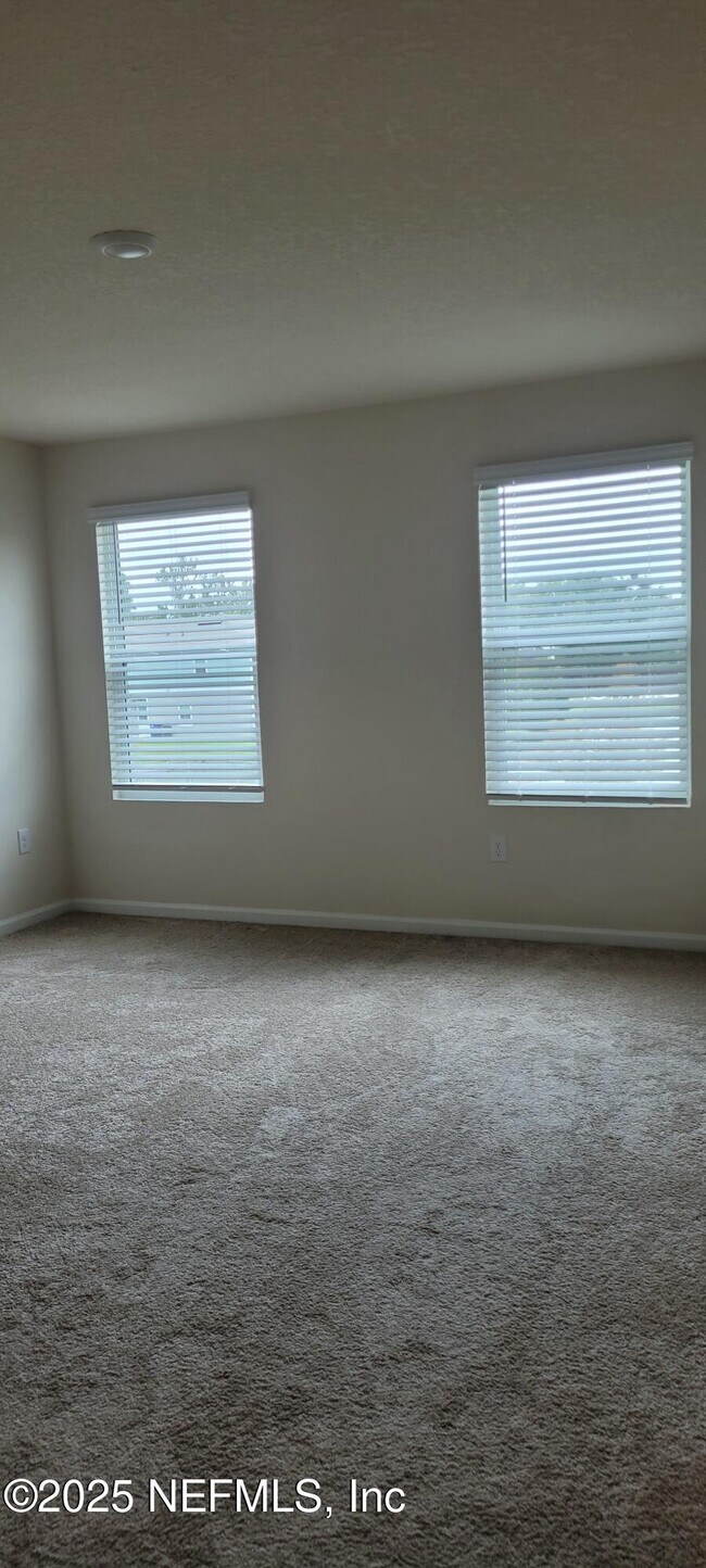 Building Photo - 894 Observatory Pkwy