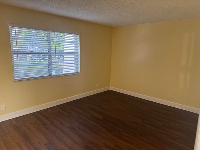 Building Photo - 3691 NW 95th Terrace