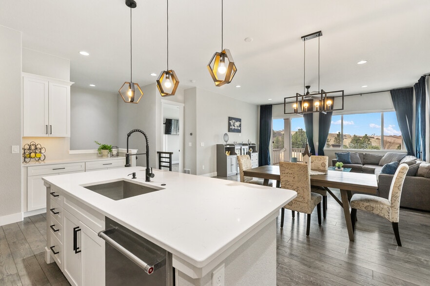 Building Photo - 2131 Seaglass St