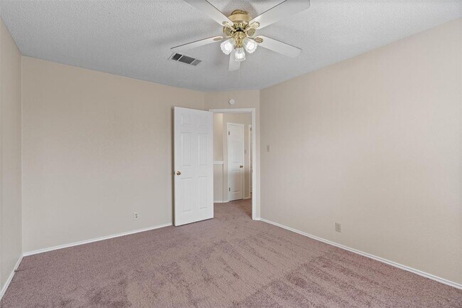 Building Photo - 716 Camp Fire Trail