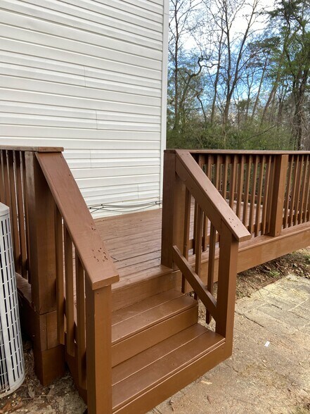 Building Photo - 1308 Woodfall Dr