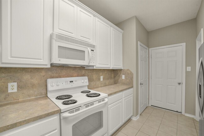 Building Photo - 171 N Burberry Park Cir