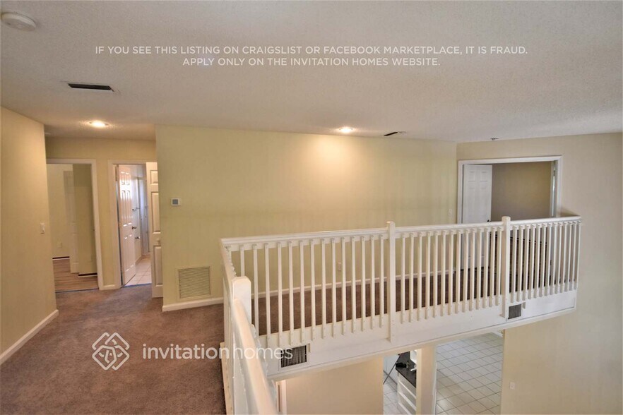 Building Photo - 6161 NW 58th Way
