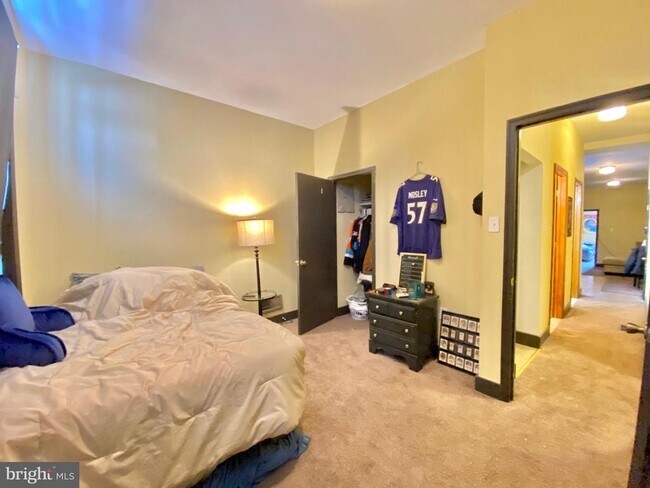 Building Photo - 1435 W Norris St