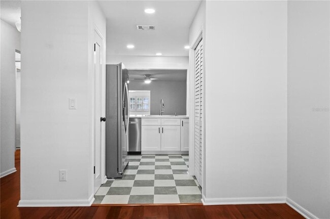 Building Photo - 14818 Winding Creek Ct