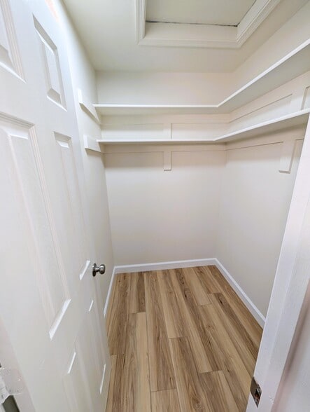 Building Photo - 9902 Grapewood Ct