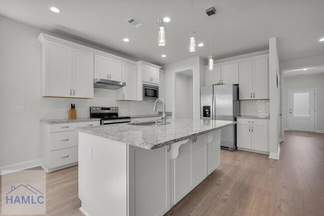 Building Photo - 268 Loblolly Ln