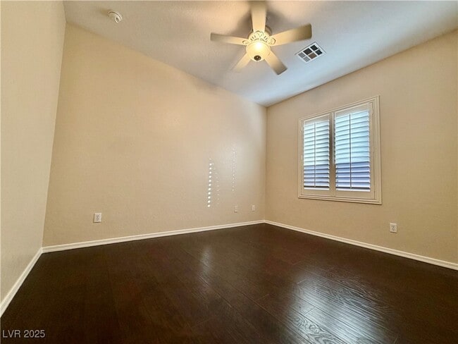 Building Photo - 6071 Saddle Horse Ave