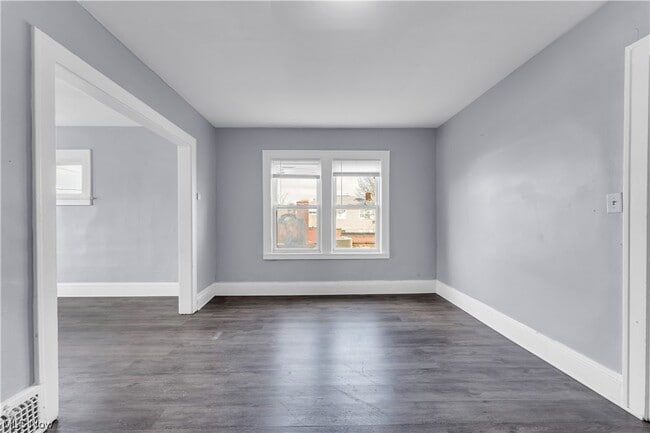 Building Photo - 4657 Warner Rd