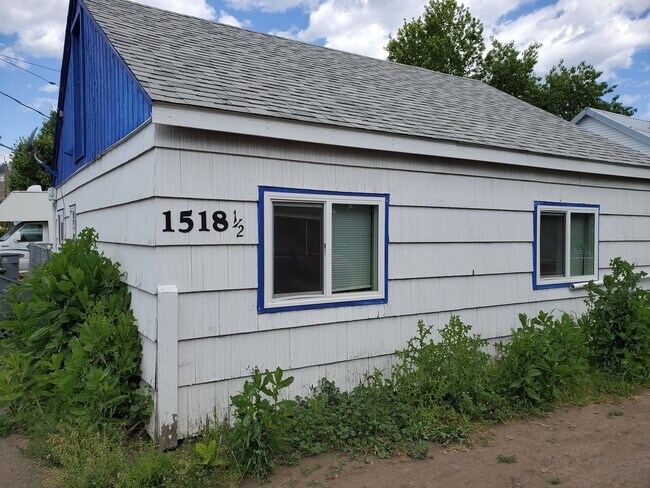 Primary Photo - 1518 T Ave
