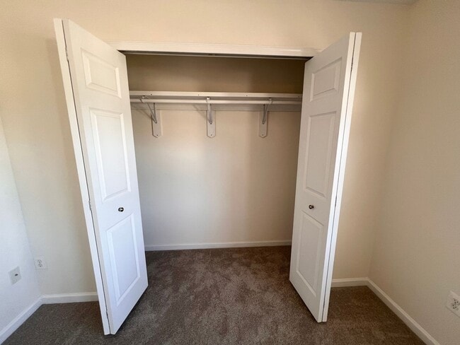 Building Photo - 357 Rolkin Rd