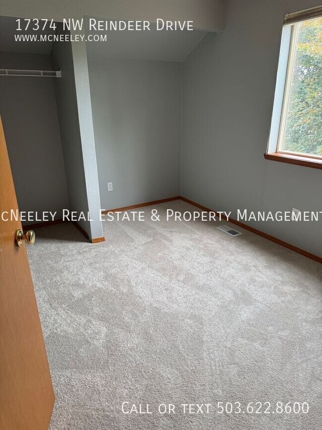 Building Photo - 17374 NW Reindeer Dr