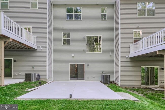 Building Photo - 617 Snapdragon Ct