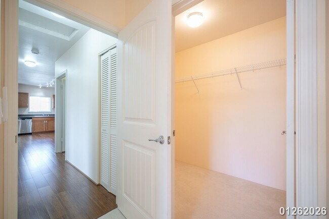 Building Photo - LIVING AT ITS FINEST 2BR/2BA/2PKG IN Pulewa at Mehana